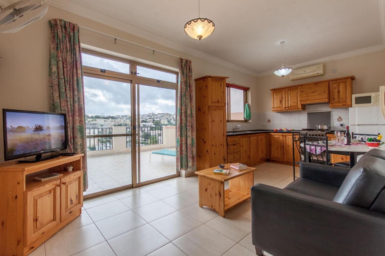 Pool And Sea Merill Apartments - Happy Rentals Mellieħa Exteriör bild