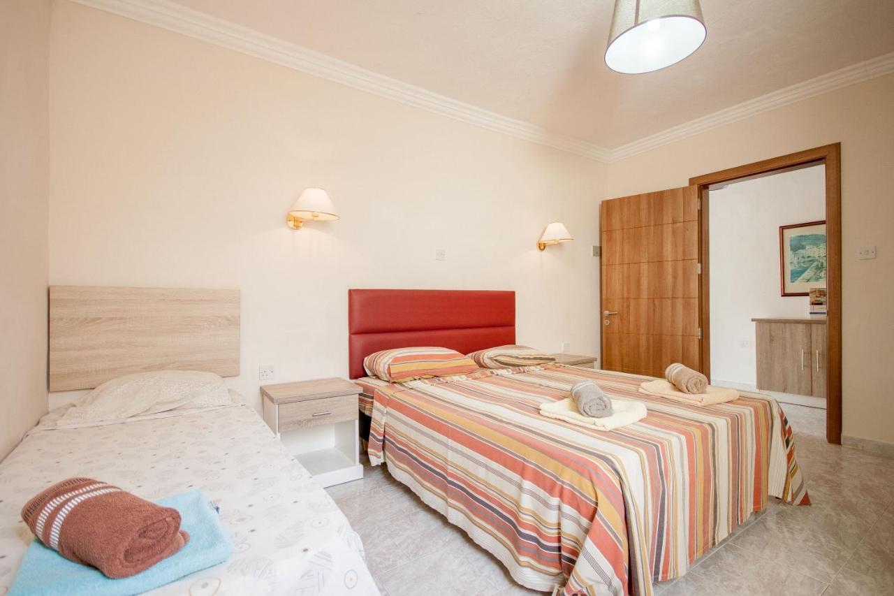 Pool And Sea Merill Apartments - Happy Rentals Mellieħa Exteriör bild